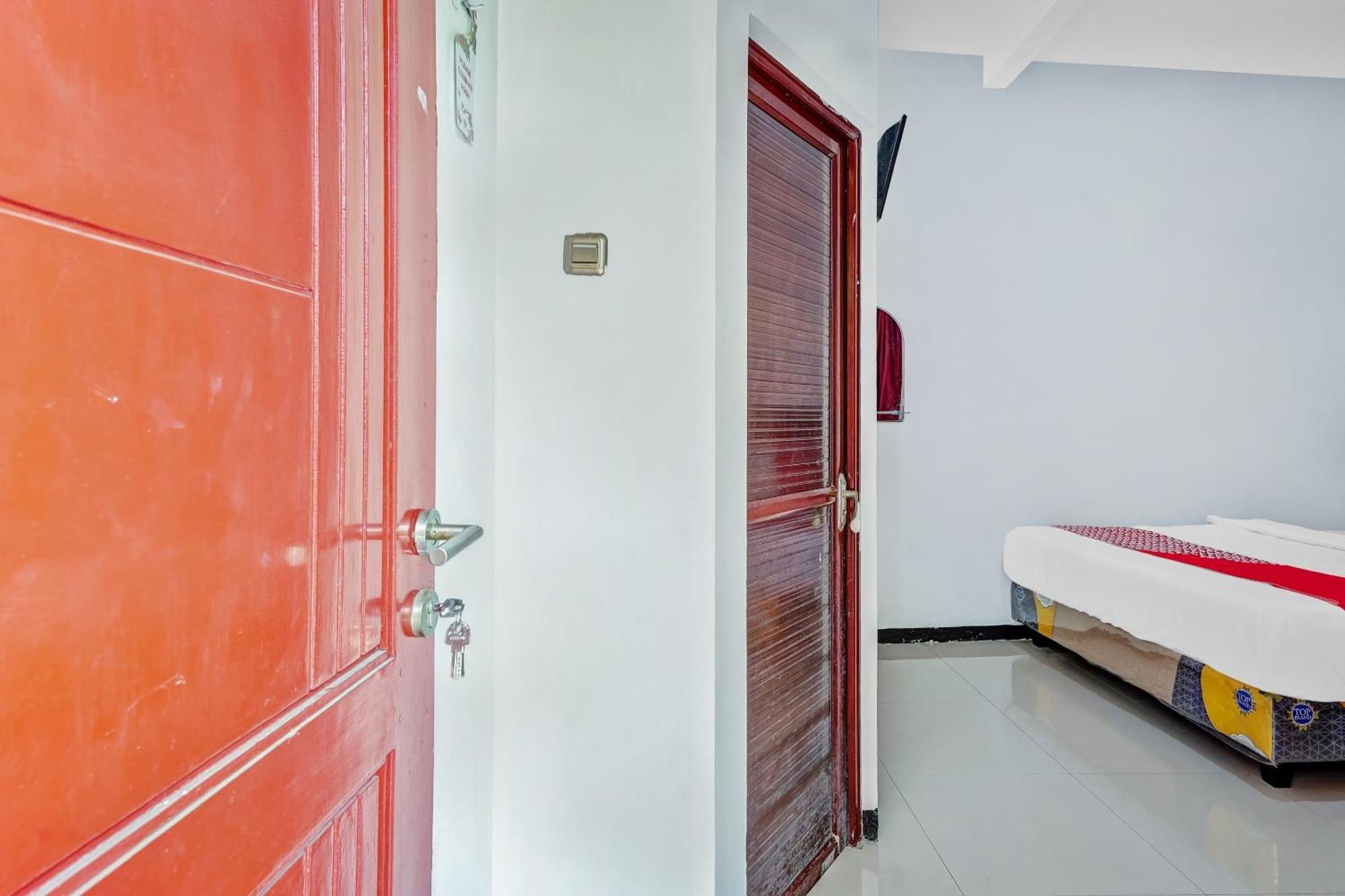 Hotel Kalimantan Surabaya Exterior foto